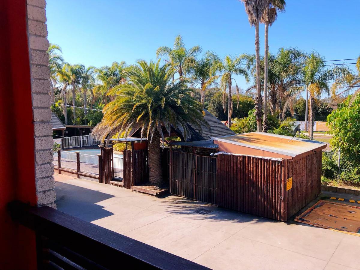 דה אינטרנס Central Jetty Motel מראה חיצוני תמונה
